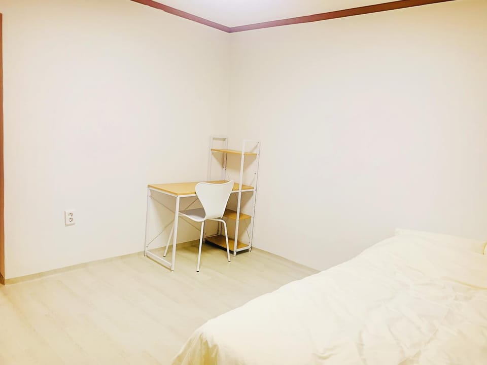 Lavender House Apartment in Seoul