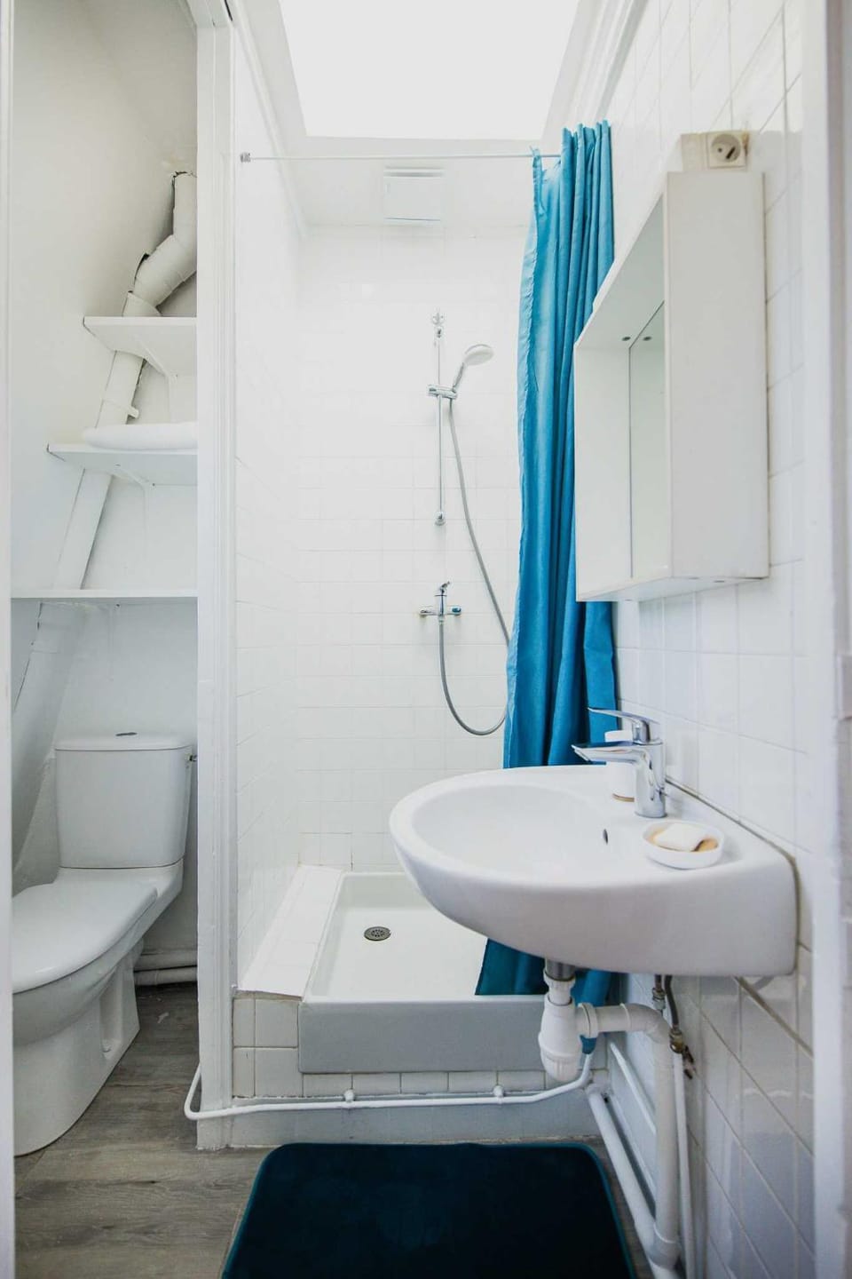 Shower, Toilet, Bathroom