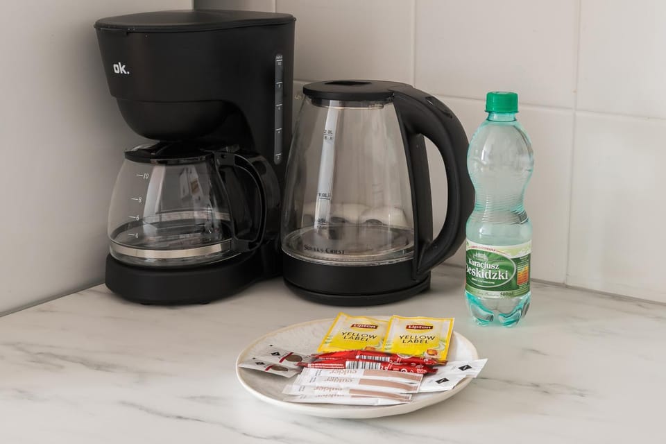 Coffee/tea facilities, Kitchen or kitchenette, Food and drinks