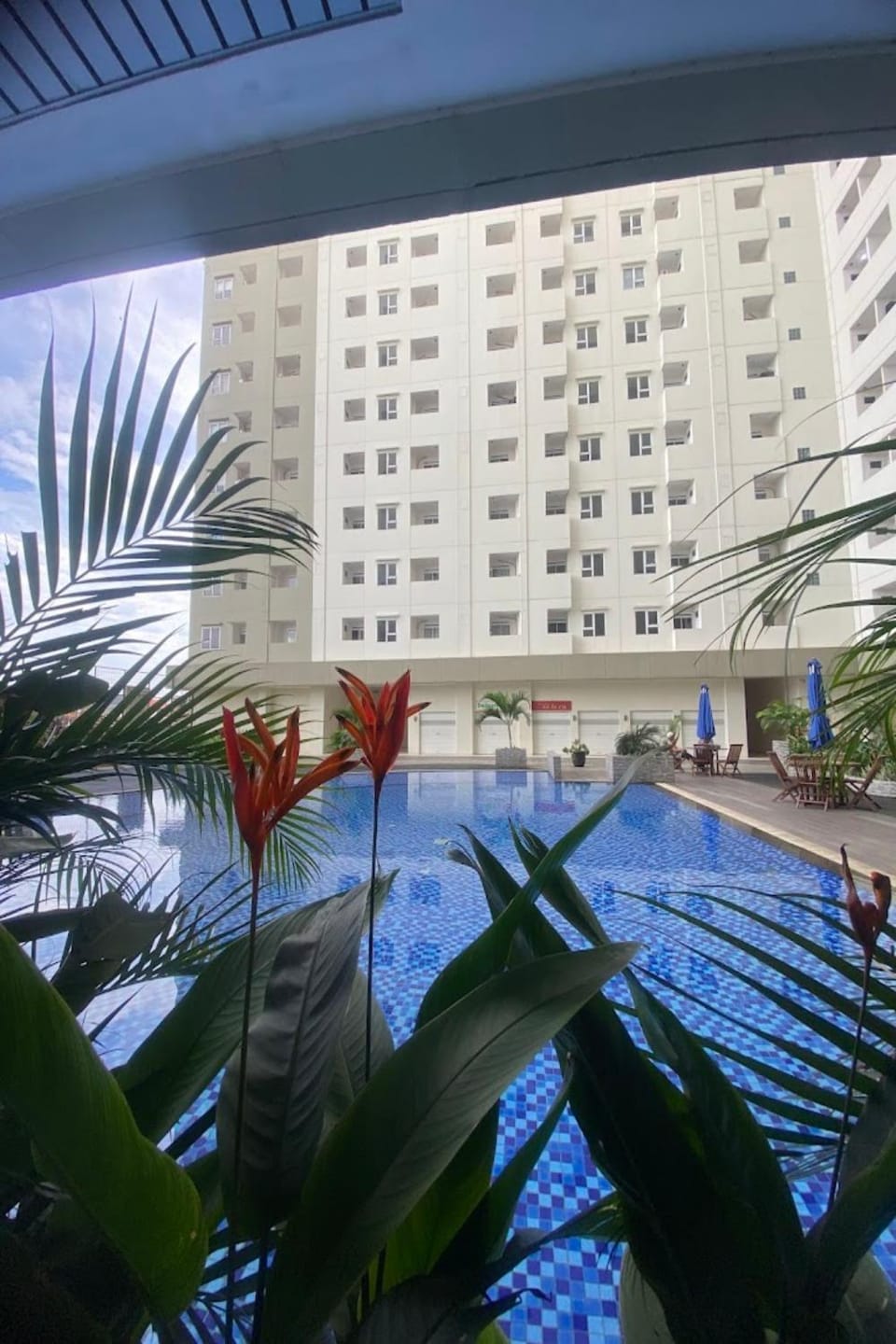 Property building, Swimming pool