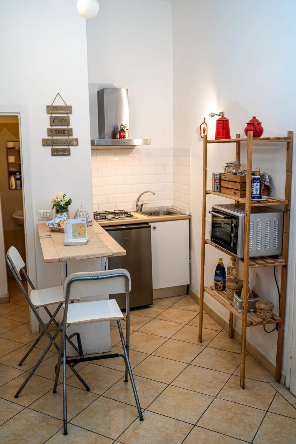 Bathroom, Living room