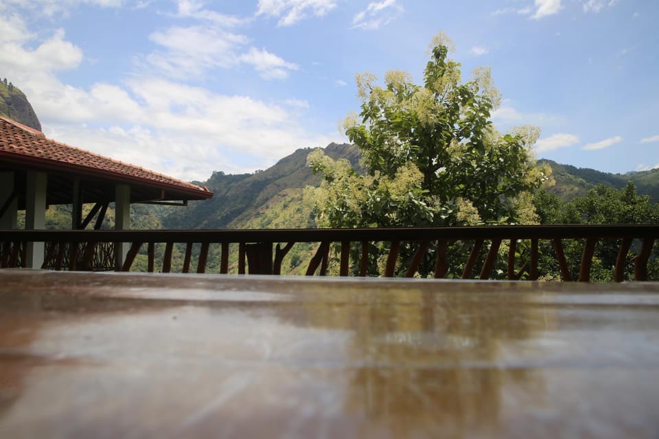 Ella Sun Star Guest House Bed and Breakfast in Uva Province, Sri Lanka