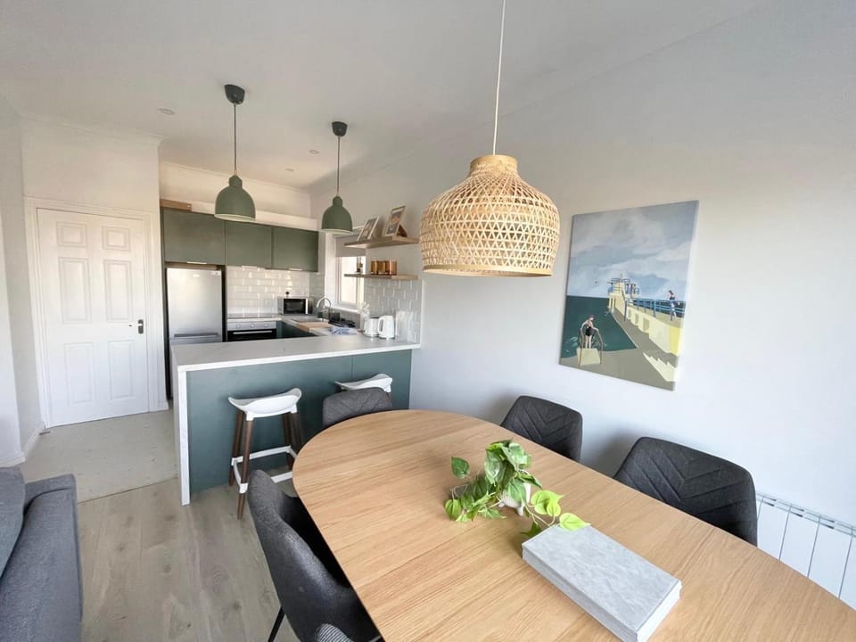 Stylish City Retreat - sleeps 6 Apartment in Galway