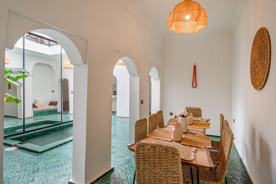 Seating area, Swimming pool