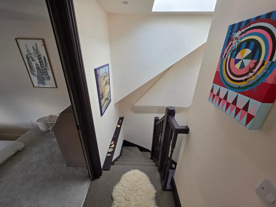 Modern 3BR Garden Home Leyton House in London