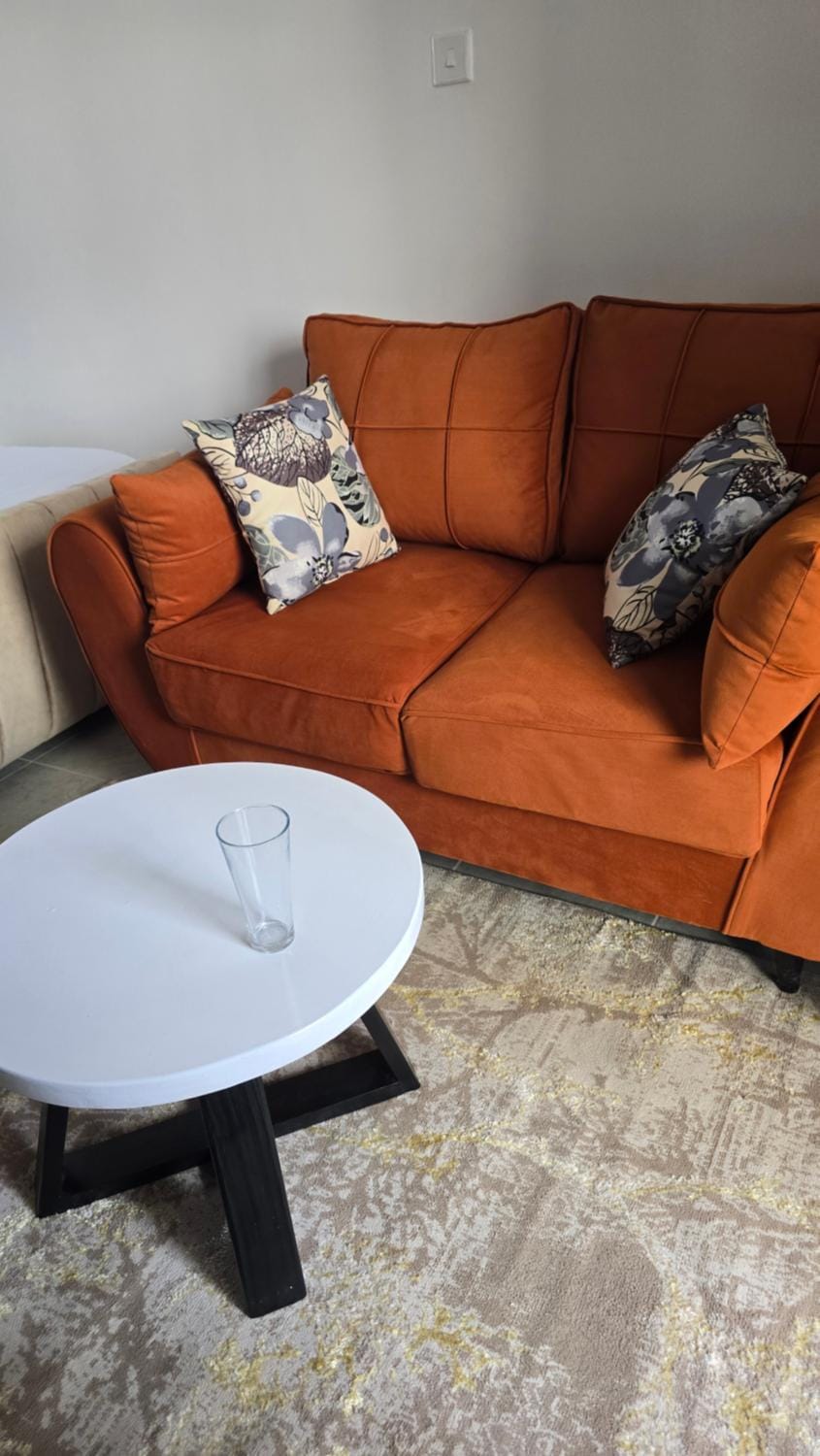 Opulent Studio at Tsavo near TRM & Kasarani Stadium Bed and Breakfast in Nairobi County