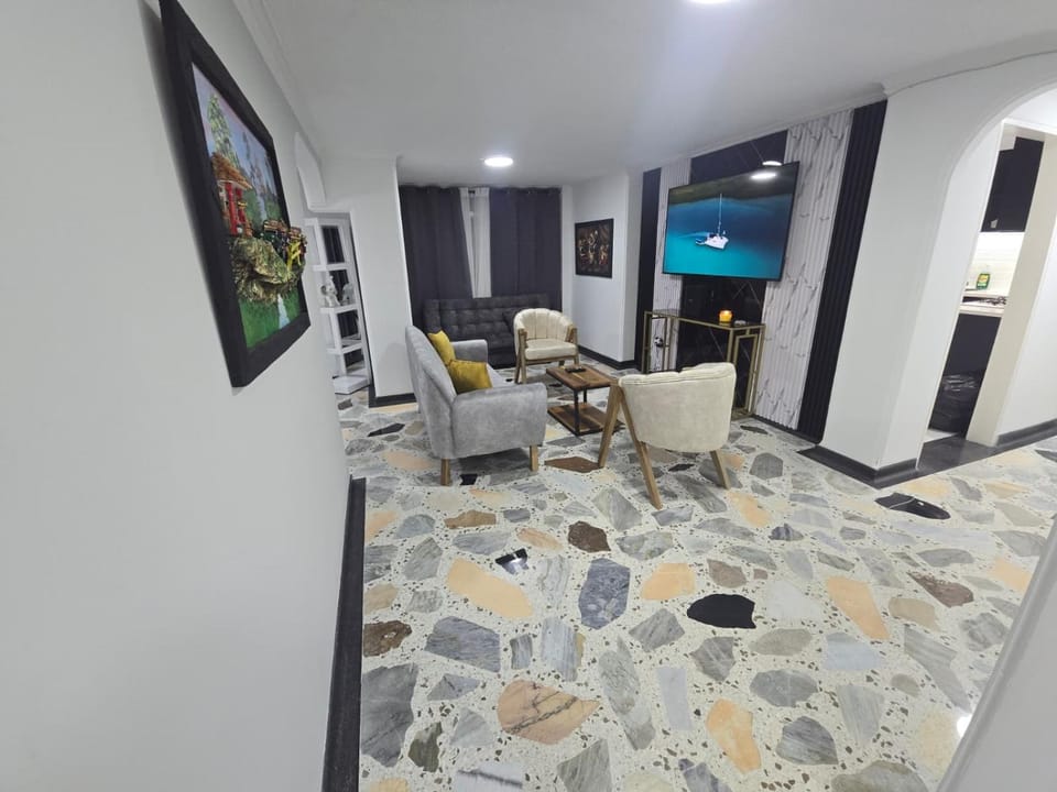 Communal lounge/ TV room