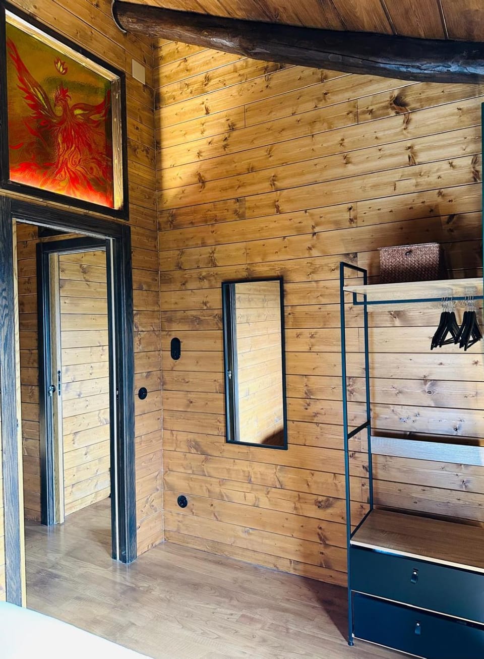 Photo of the whole room, Bedroom, wardrobe