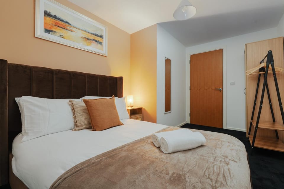 Bed, Decorative detail, Bedroom, heating, wardrobe