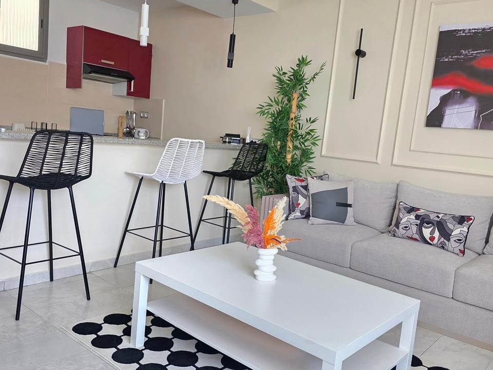 Marbella Beach El Mansouria Vue Piscine - Plage Apartment in Casablanca-Settat