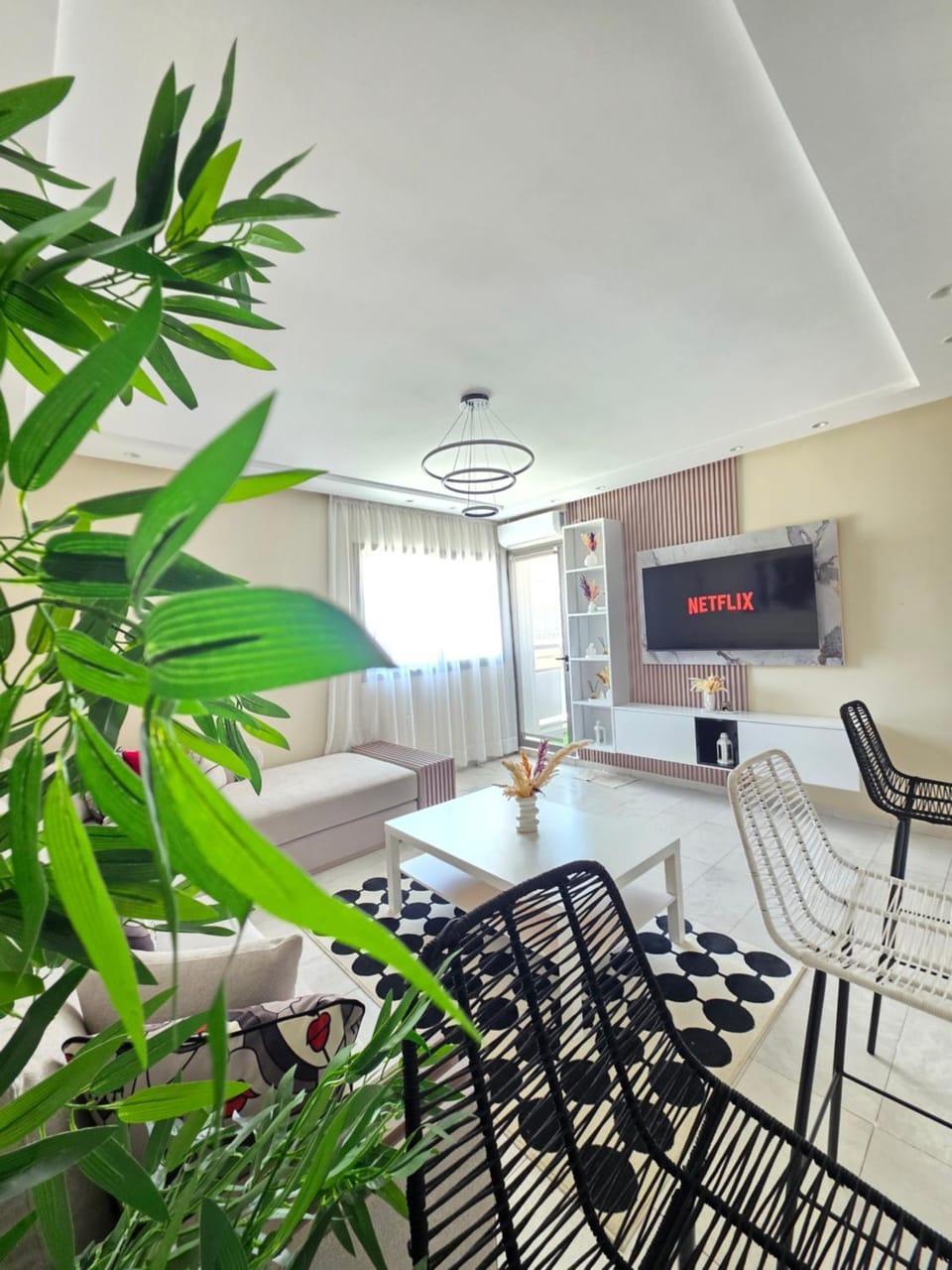 Marbella Beach El Mansouria Vue Piscine - Plage Apartment in Casablanca-Settat