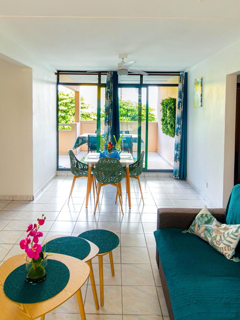 Patio, Living room, Dining area