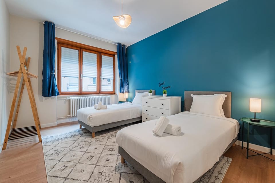 Bed, Bedroom