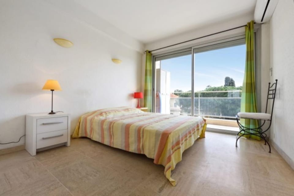Apartment Near Beach With Sea View 2 Terraces! Apartment in Cannes