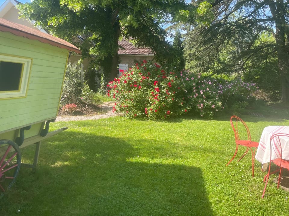 B&B Au Pain Quotidien Bed and Breakfast in Bourgogne-Franche-Comté