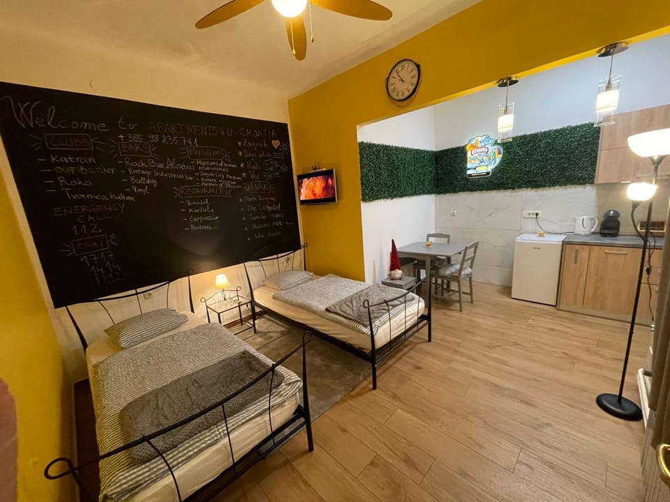 Downtown-Room Zagreb Apartment in Lika-Senj County