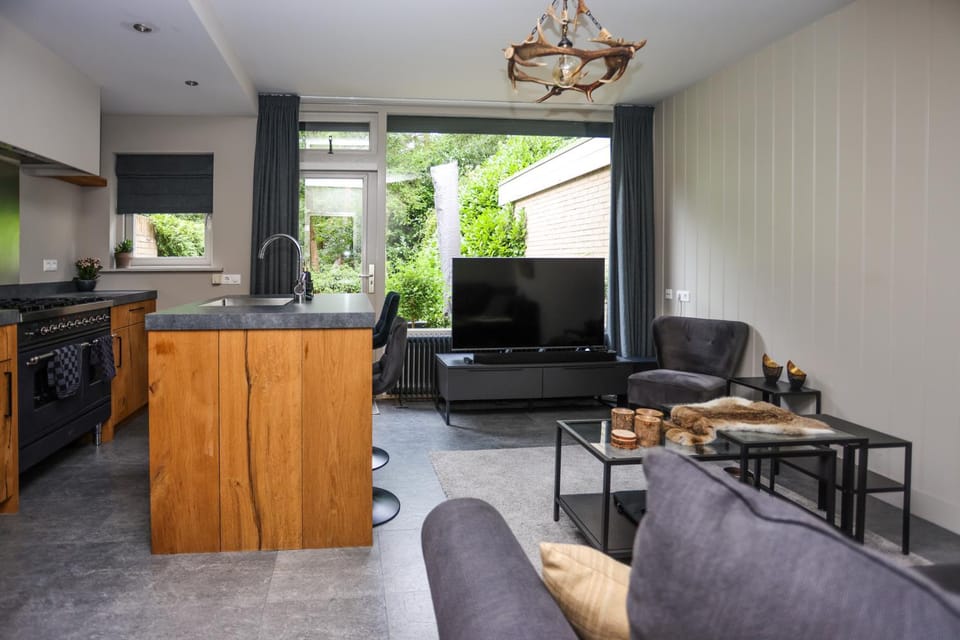 Veluwe Nature Cottage for 2 people I Luxury kitchen House in Gelderland, Netherlands