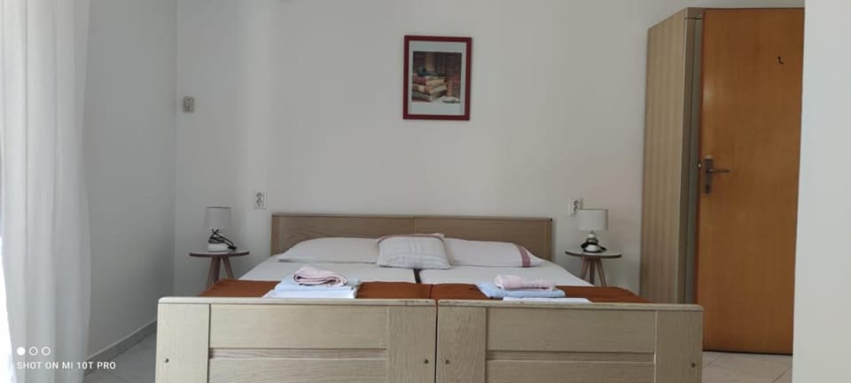 House Irena Bed and Breakfast in Budva