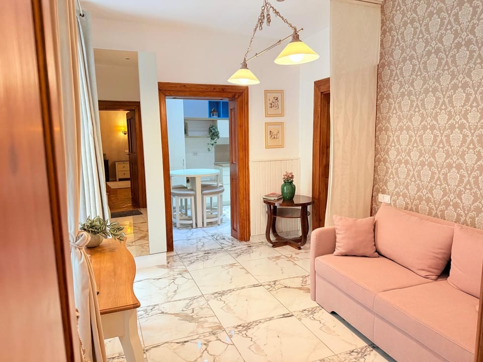 Charme Boutique Old Town Apartment in Brasov