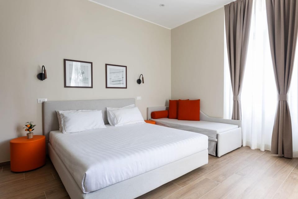 Rooms Porta Genova Bed and Breakfast in Milan