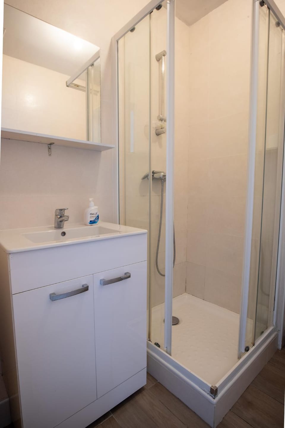 À Quelques pas de la gare Sartrouville T2 Apartment in Île-de-France