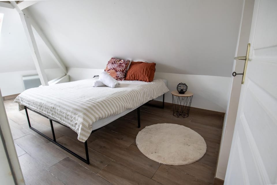 À Quelques pas de la gare Sartrouville T2 Apartment in Île-de-France