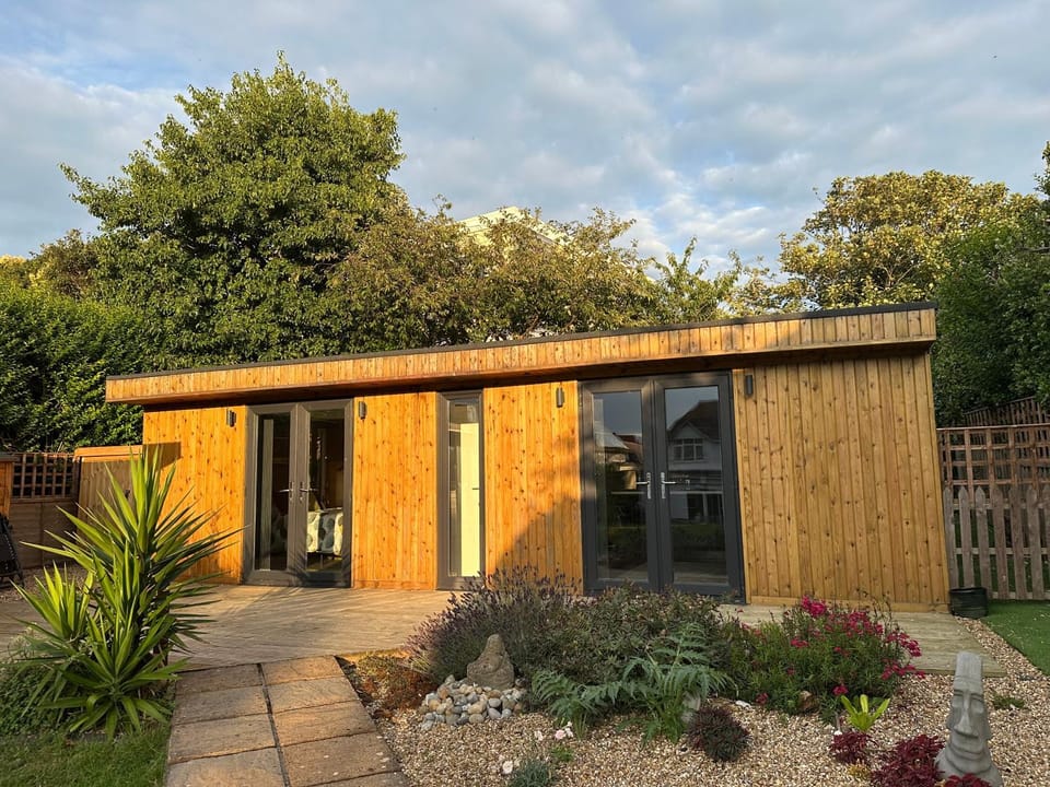 Property building, Garden, Garden view