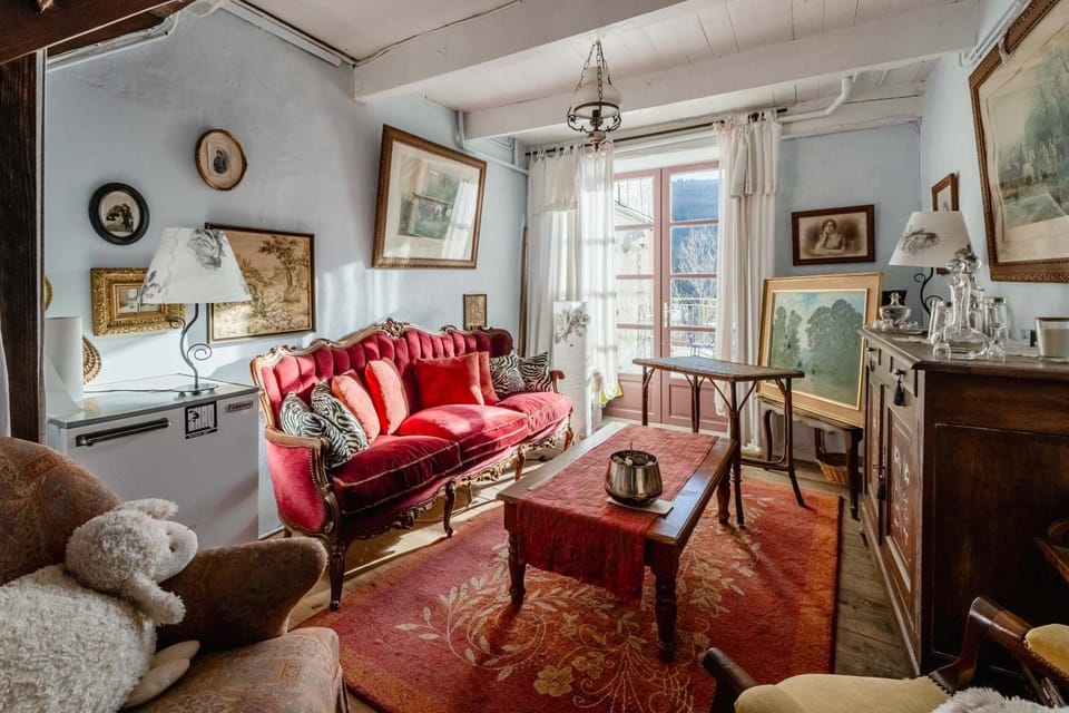 Property building, Living room