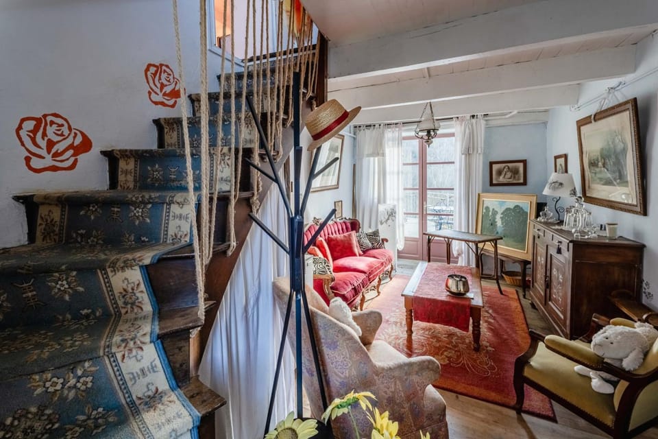 Property building, Living room