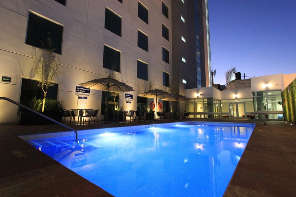 Pool view