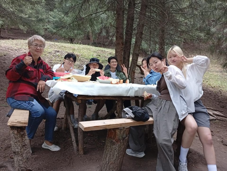 Spring, Day, People, Natural landscape, group of guests