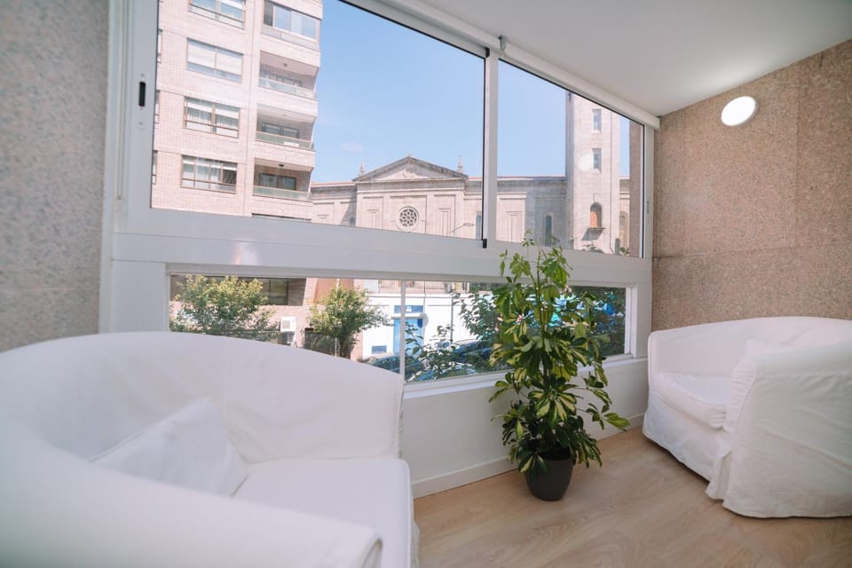 Calidez y encanto en Vigo centro by CABANA Rentals Apartment in Vigo