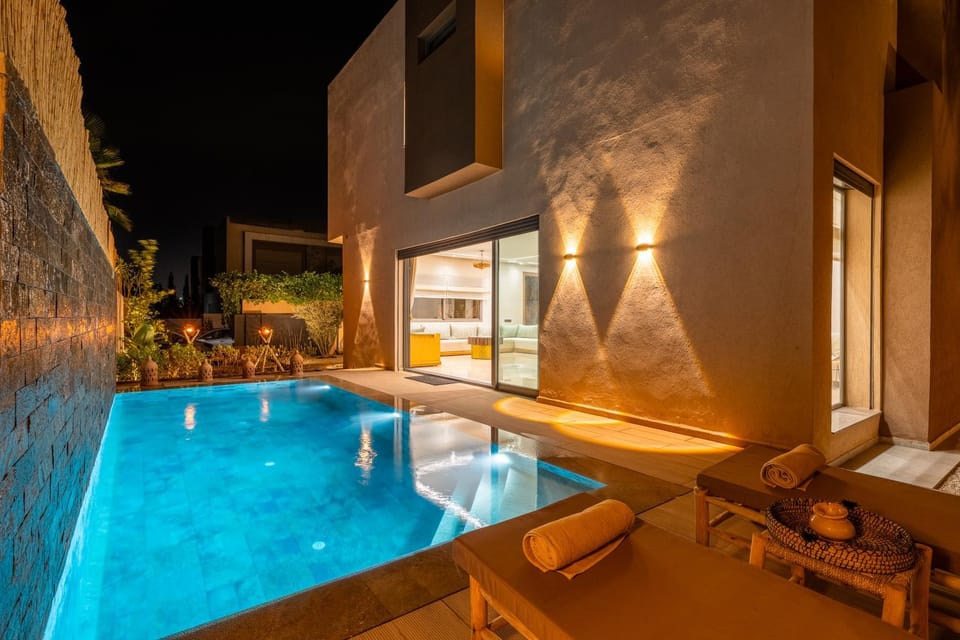 Pool view, Swimming pool