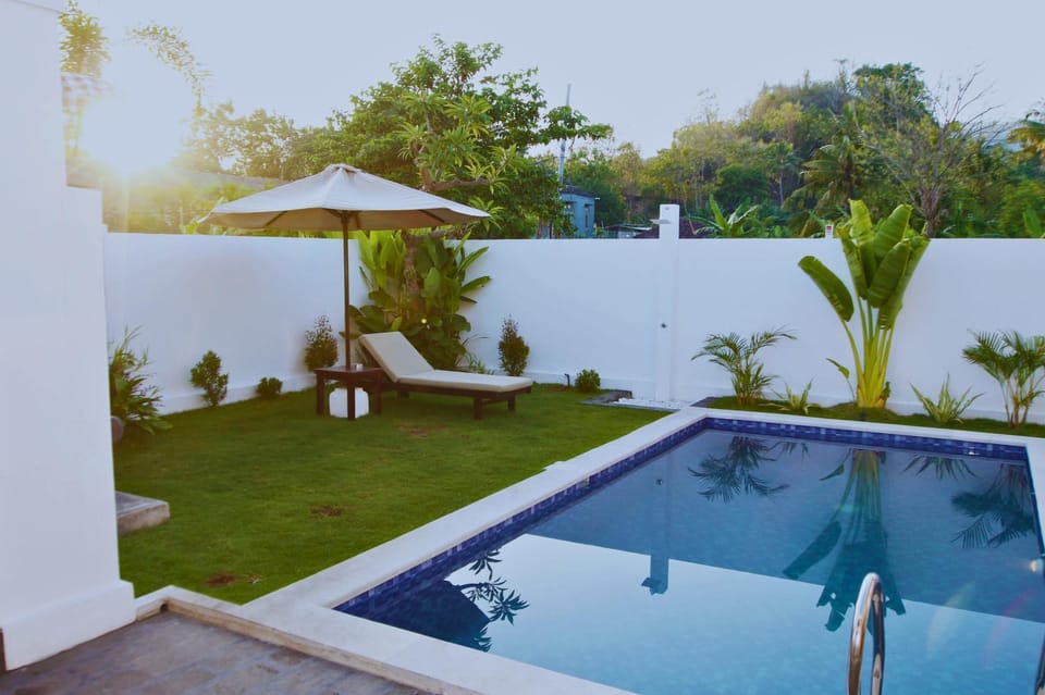 Day, Garden, Garden, Garden view, Pool view, Swimming pool, Swimming pool, sunbed