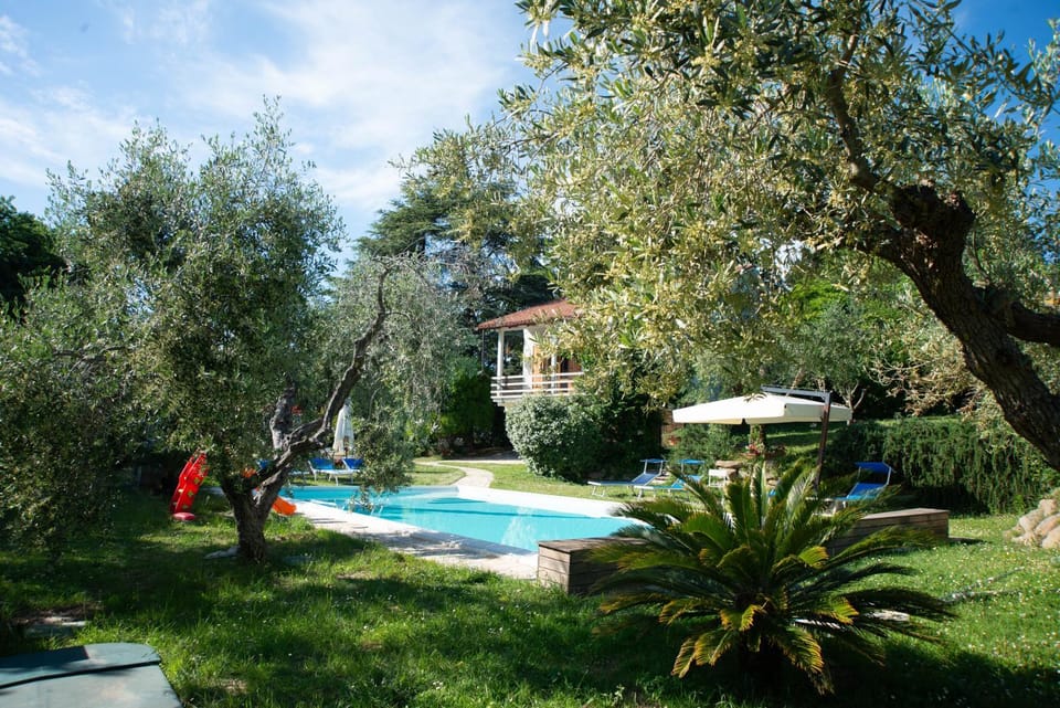 Villa Cassiani Villa in Marche