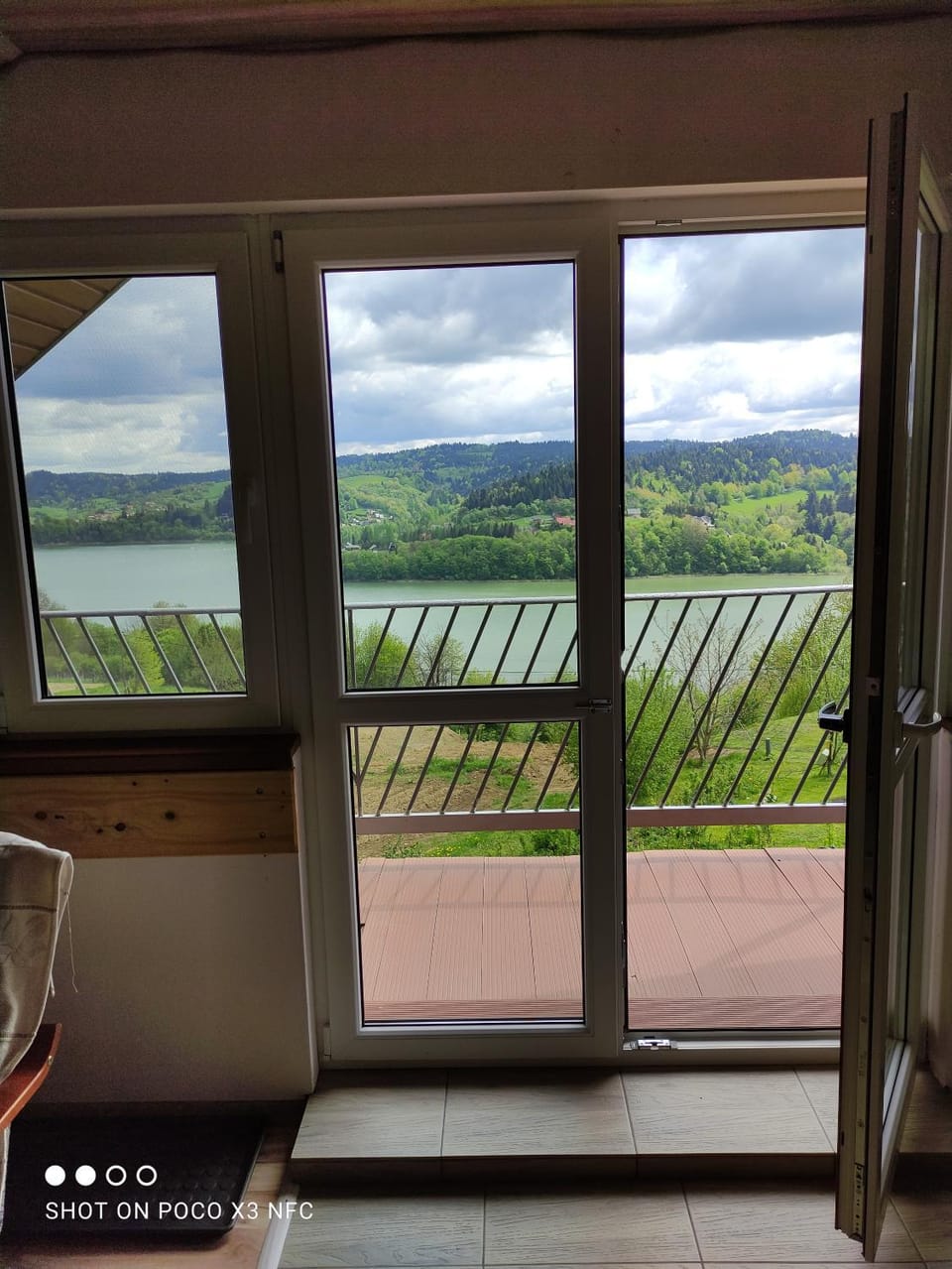 Balcony/Terrace, Lake view