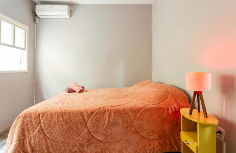 Spacious and well located 2 Bedrooms Apartment in Porto Alegre