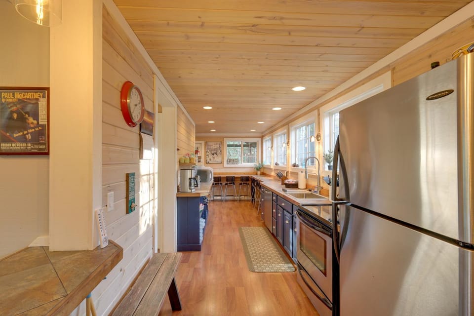 Near Payette Lake! Cabin w/ Outdoor Space Cabin in McCall