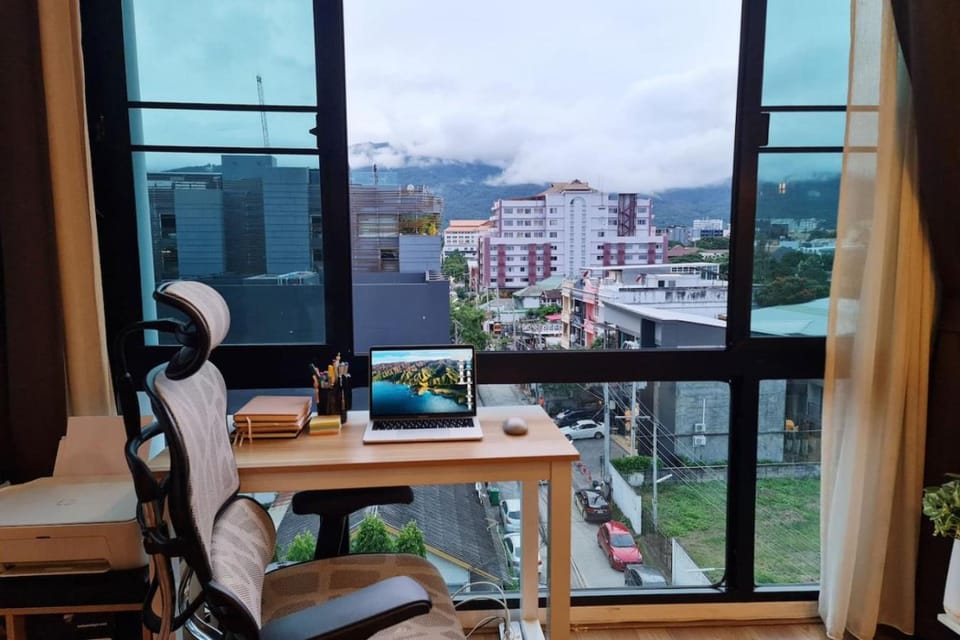 View (from property/room), Living room, Mountain view