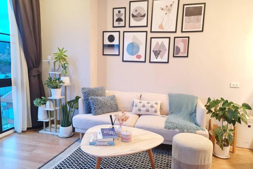 Living room, Seating area