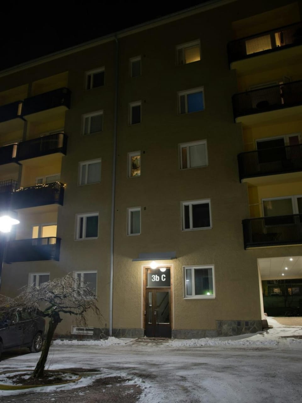 Facade/entrance