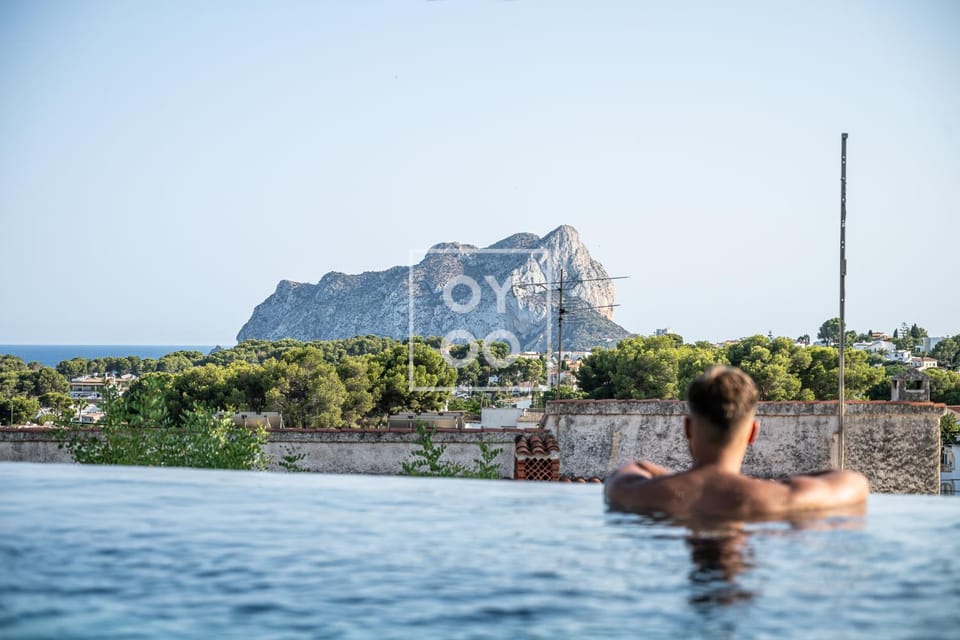 View (from property/room), Mountain view, Sea view, Swimming pool
