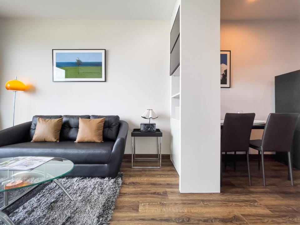 Downtown Stay 65 sqm - Ultra-WiFi - BTS Ratchathewi Apartment in Bangkok