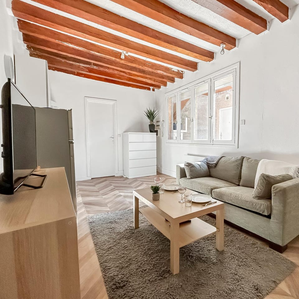 Studio fonctionnel, cosy & calme en centre-ville Apartment in Île-de-France