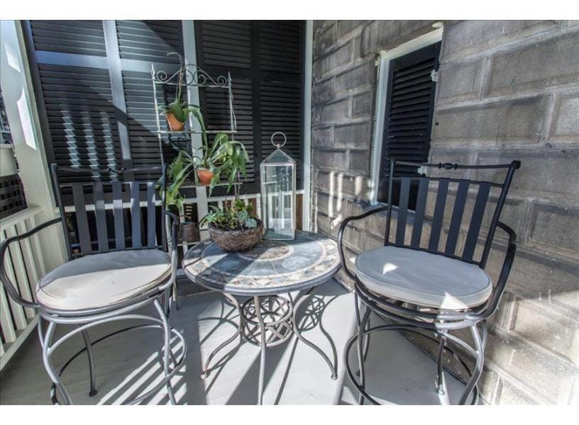 Southern Comfort by Lucky Savannah House in Savannah