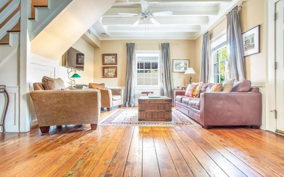 Molly's Cottage by Lucky Savannah House in Savannah