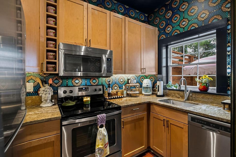 Habersham House by Lucky Savannah House in Savannah