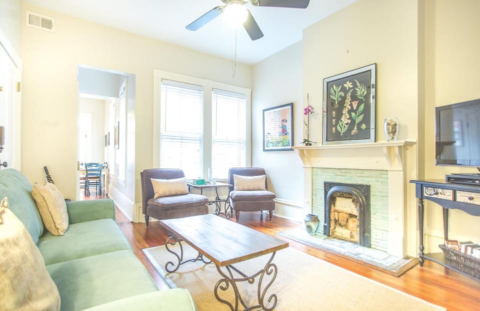 Delia Row - 903B by Lucky Savannah Apartment in Savannah