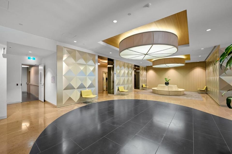 Exclusive Stays - SB Grand Apartment in Southbank