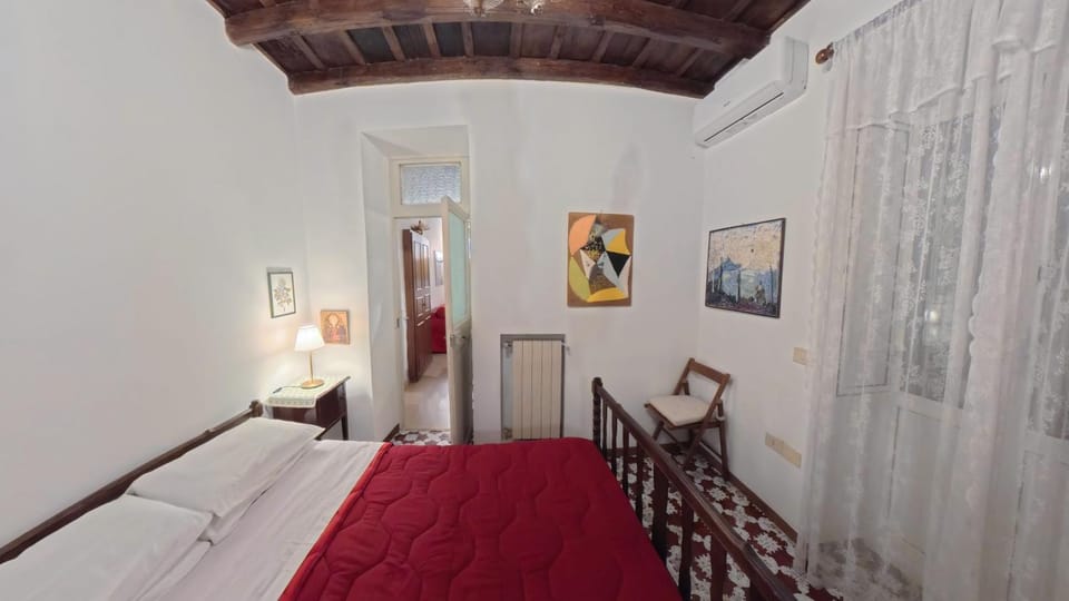 Bed, Bedroom, air conditioner
